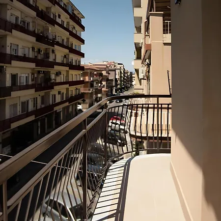 Holiday home Casa Via Roma 103 *