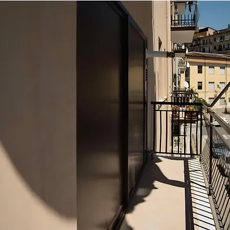 Casa Via Roma 103 *