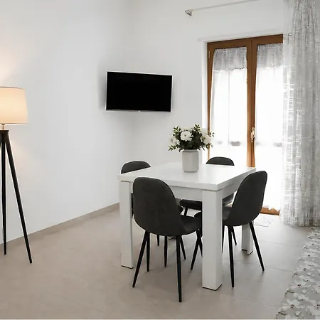 Casa Via Roma 103 Holiday home *